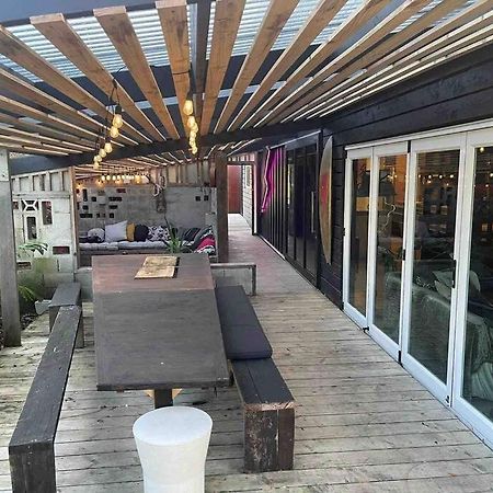 Electric Waihi Beach House - Family & Dog Friendly, Close To Beach, Pool Table, Outdoor Fire Room, Skate Ramp Bowentown Экстерьер фото