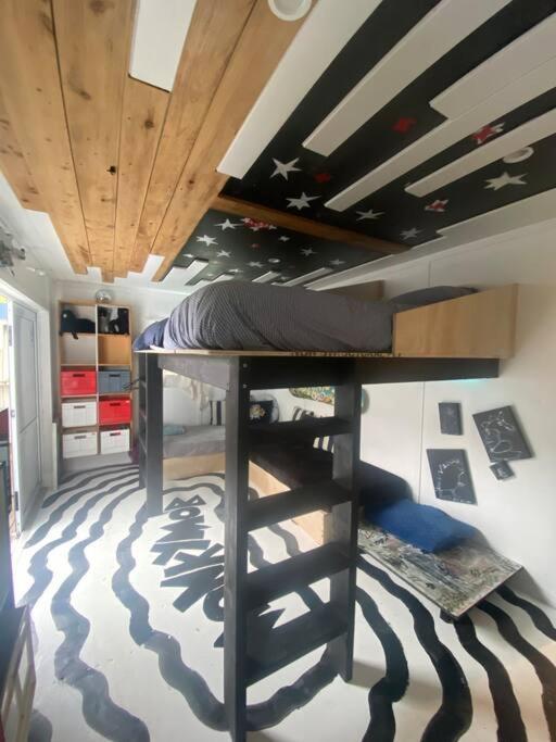 Electric Waihi Beach House - Family & Dog Friendly, Close To Beach, Pool Table, Outdoor Fire Room, Skate Ramp Bowentown Экстерьер фото