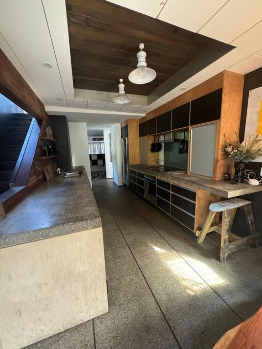 Electric Waihi Beach House - Family & Dog Friendly, Close To Beach, Pool Table, Outdoor Fire Room, Skate Ramp Bowentown Экстерьер фото